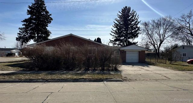 27099 Demrick Street, Roseville, MI 48066