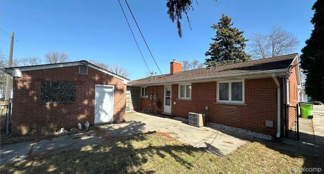 27099 Demrick Street, Roseville, MI 48066