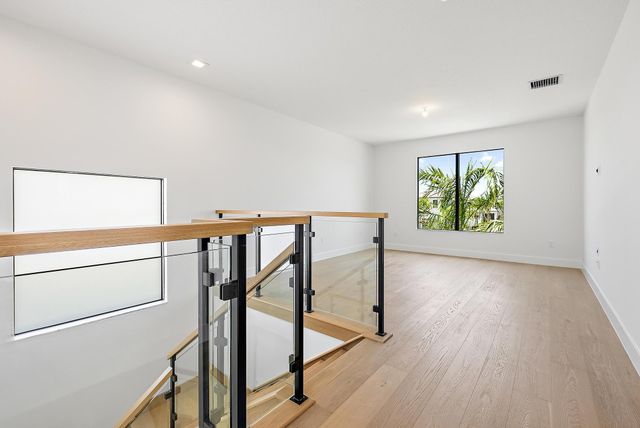 20471 Southernwood Avenue, Boca Raton, FL 33434