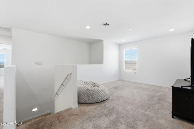 6835 W GETTY Drive, Phoenix, AZ 85043