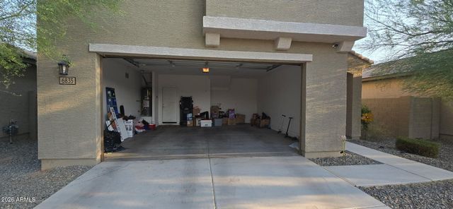 6835 W GETTY Drive, Phoenix, AZ 85043