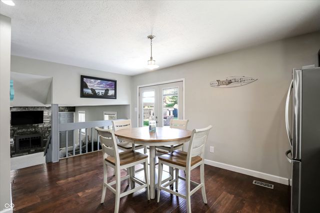 1289 Bayswater Lane, Cicero, IN 46034