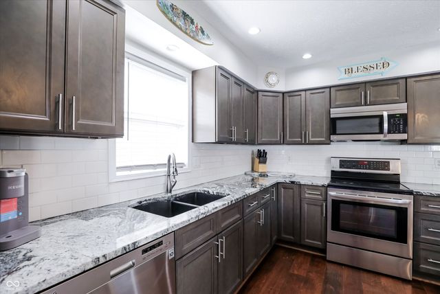 1289 Bayswater Lane, Cicero, IN 46034
