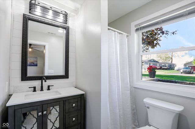 1289 Bayswater Lane, Cicero, IN 46034