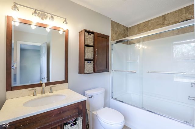 1289 Bayswater Lane, Cicero, IN 46034