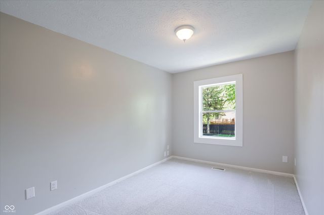 1289 Bayswater Lane, Cicero, IN 46034