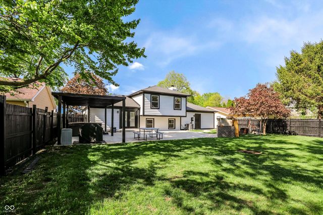 1289 Bayswater Lane, Cicero, IN 46034