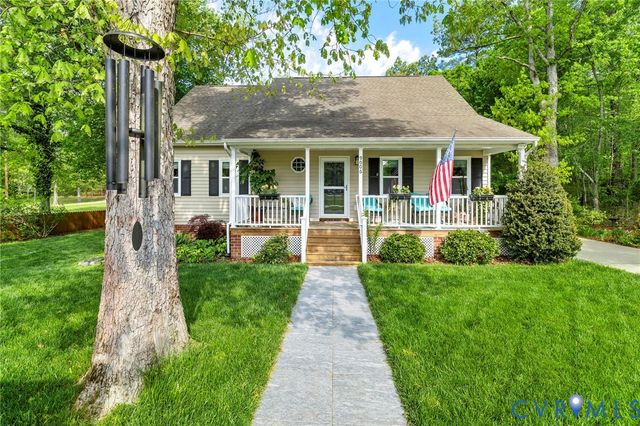 9006 Shawonodasee Rd, Chesterfield, VA 23832