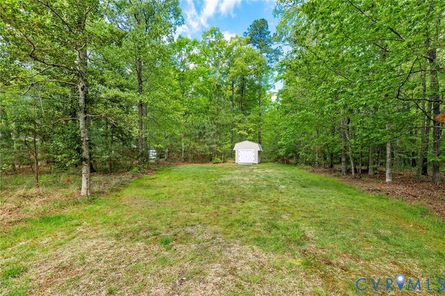 9006 Shawonodasee Rd, Chesterfield, VA 23832