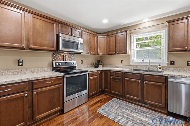 9006 Shawonodasee Rd, Chesterfield, VA 23832