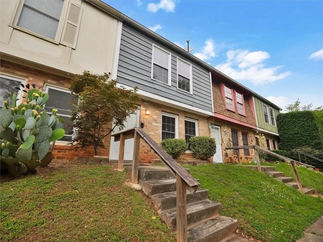 780 Glynn Oaks Drive, Clarkston, GA 30021