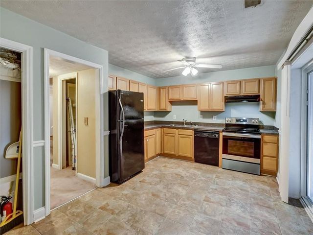 780 Glynn Oaks Drive, Clarkston, GA 30021