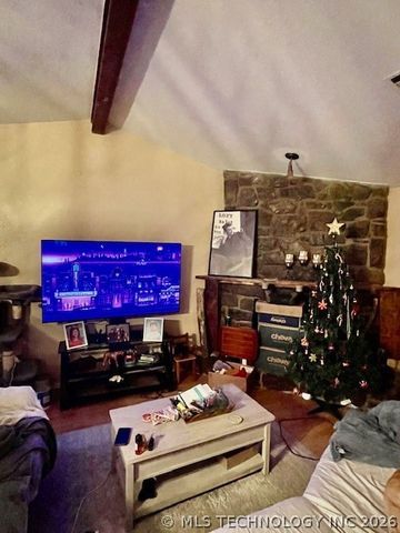 1608 W Lansing Street, Broken Arrow, OK 74012