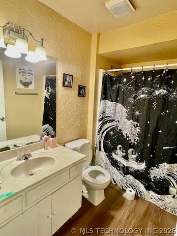 1608 W Lansing Street, Broken Arrow, OK 74012