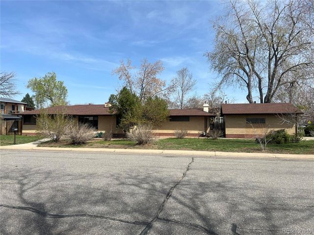 5600 Dover St, Arvada, CO 80002