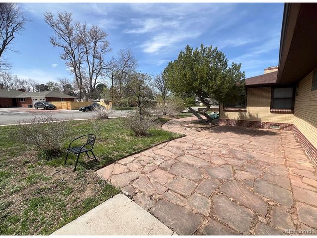 5600 Dover St, Arvada, CO 80002