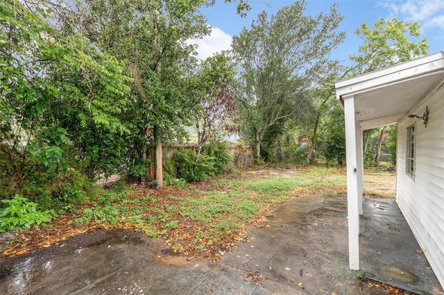 1712 TALLAHASSEE DRIVE, Daytona Beach, FL 32117