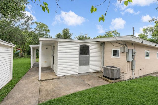 1712 TALLAHASSEE DRIVE, Daytona Beach, FL 32117