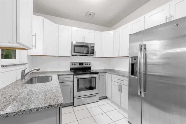 1712 TALLAHASSEE DRIVE, Daytona Beach, FL 32117