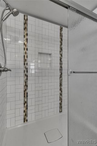 21 Campbell Avenue, Buffalo, NY 14216