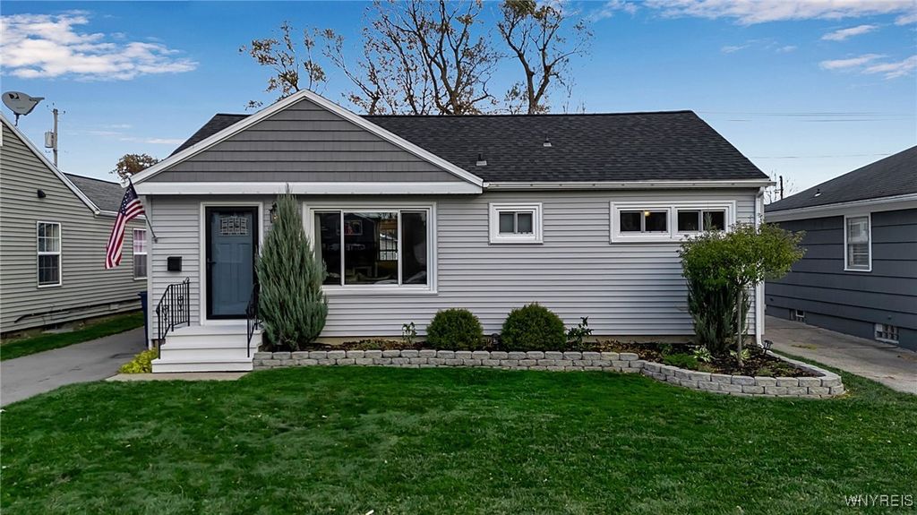 21 Campbell Avenue, Buffalo, NY 14216