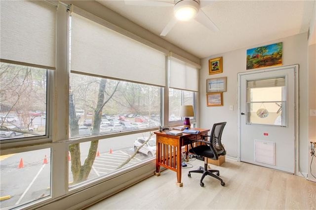 1800 Clairmont Lake 223, Decatur, GA 30033