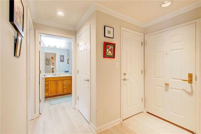 1800 Clairmont Lake 223, Decatur, GA 30033