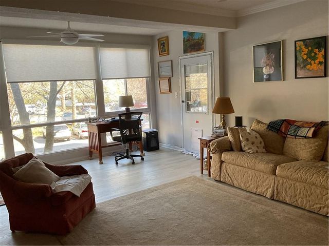 1800 Clairmont Lake 223, Decatur, GA 30033