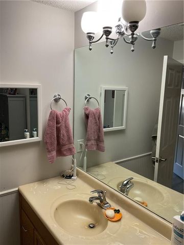 1800 Clairmont Lake 223, Decatur, GA 30033