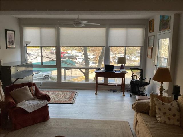 1800 Clairmont Lake 223, Decatur, GA 30033