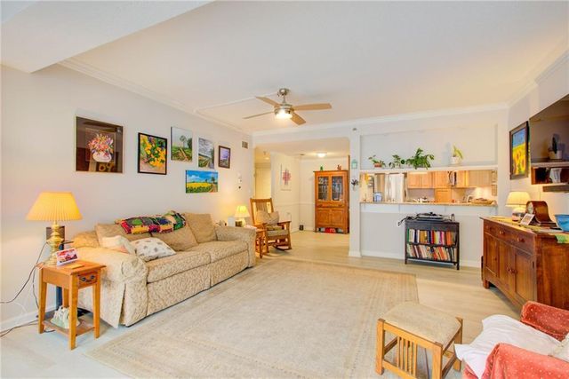 1800 Clairmont Lake 223, Decatur, GA 30033