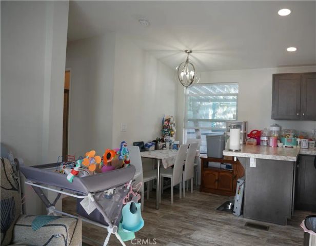 6545 Wilbur 39, Reseda, CA 91335