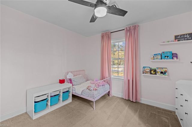 5833 Hawthorne LN, Portsmouth, VA 23703