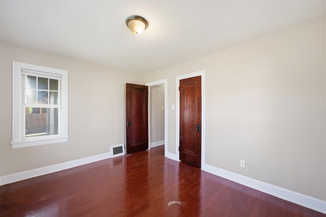 1511 W Haskell St, Wichita, KS 67213