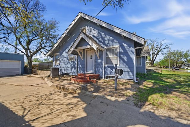 1511 W Haskell St, Wichita, KS 67213