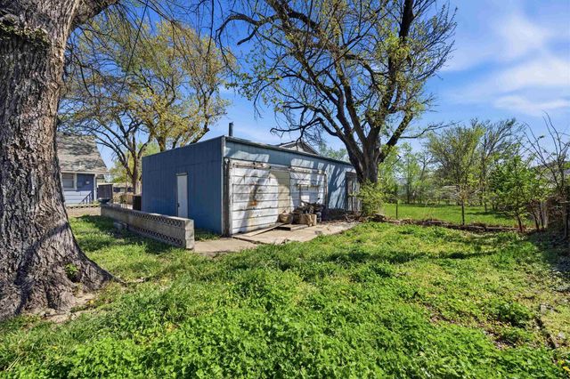 1511 W Haskell St, Wichita, KS 67213