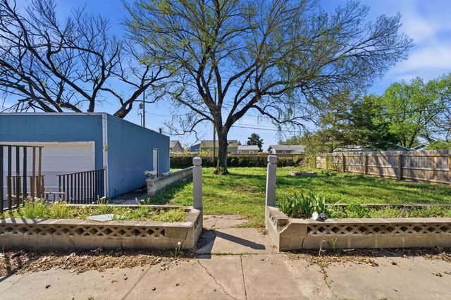 1511 W Haskell St, Wichita, KS 67213