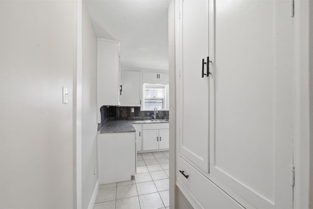 1511 W Haskell St, Wichita, KS 67213