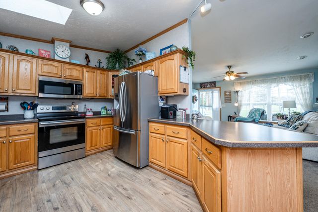 57601 70th Street, Hartford Twp, MI 49057