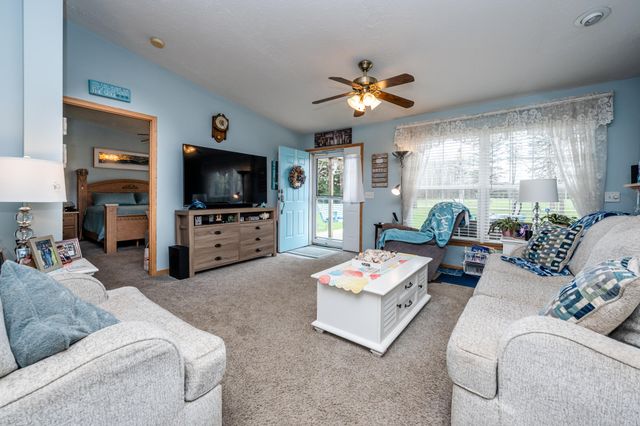 57601 70th Street, Hartford Twp, MI 49057