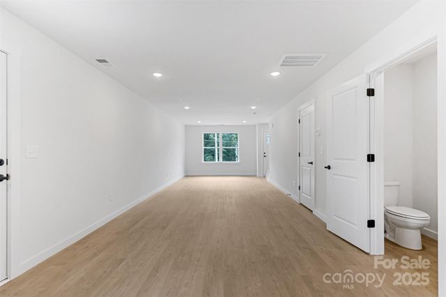 128 18th Place NW, Hickory, NC 28601