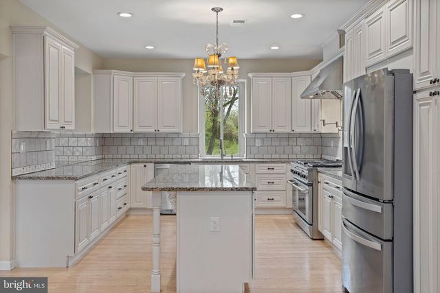 1790 FRIEDENSVILLE RD, Bethlehem, PA 18015