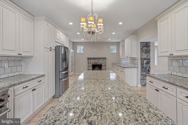 1790 FRIEDENSVILLE RD, Bethlehem, PA 18015