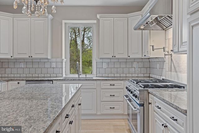 1790 FRIEDENSVILLE RD, Bethlehem, PA 18015