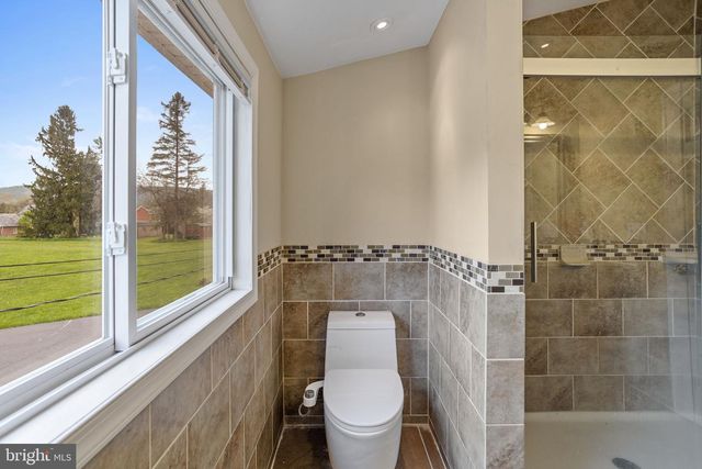 1790 FRIEDENSVILLE RD, Bethlehem, PA 18015