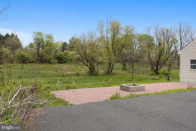 1790 FRIEDENSVILLE RD, Bethlehem, PA 18015