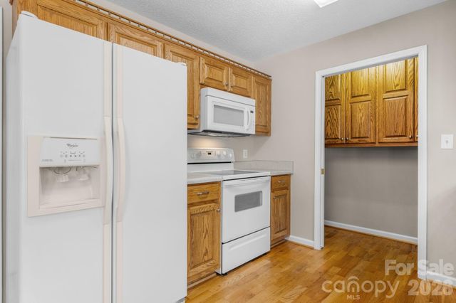 4967 Addison Lane, Hickory, NC 28601