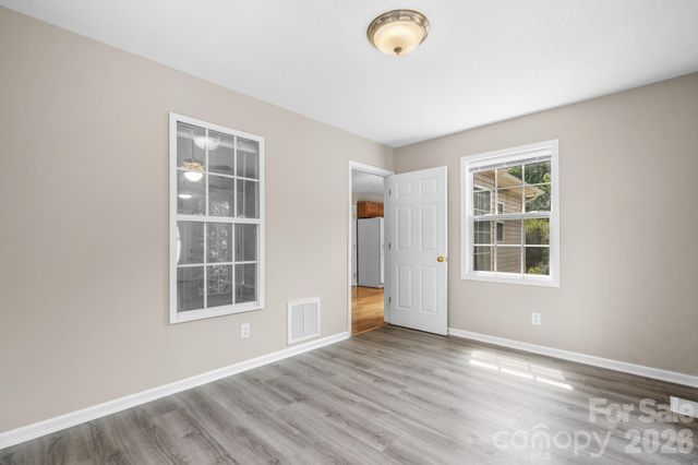4967 Addison Lane, Hickory, NC 28601