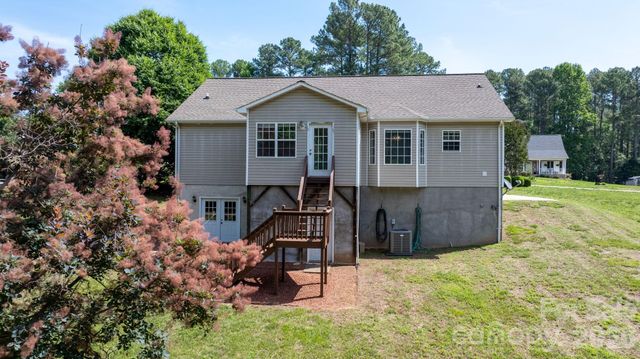 4967 Addison Lane, Hickory, NC 28601