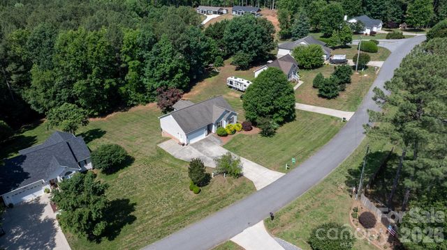 4967 Addison Lane, Hickory, NC 28601